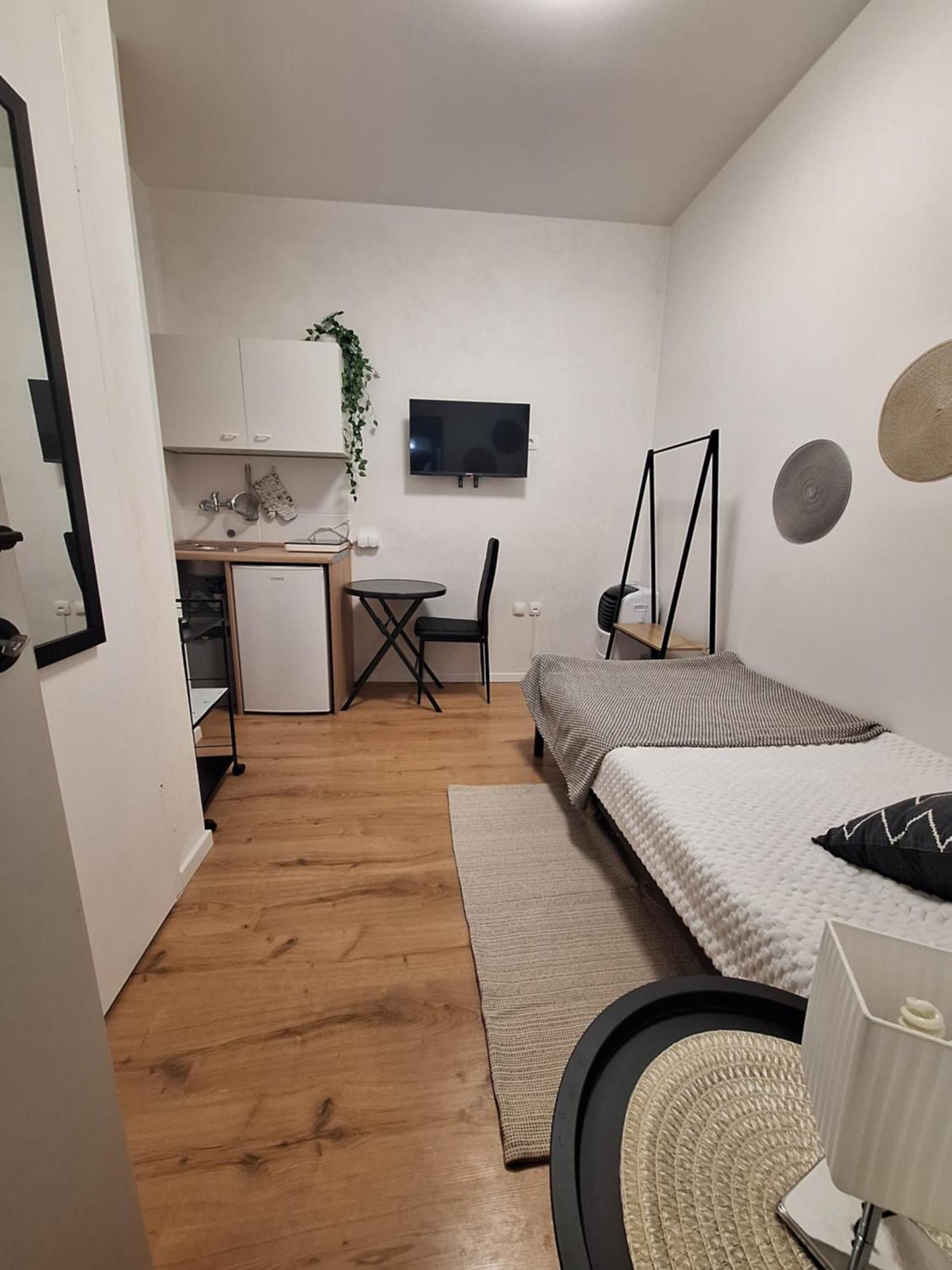 City Studio Rijeka Apartment Luaran gambar