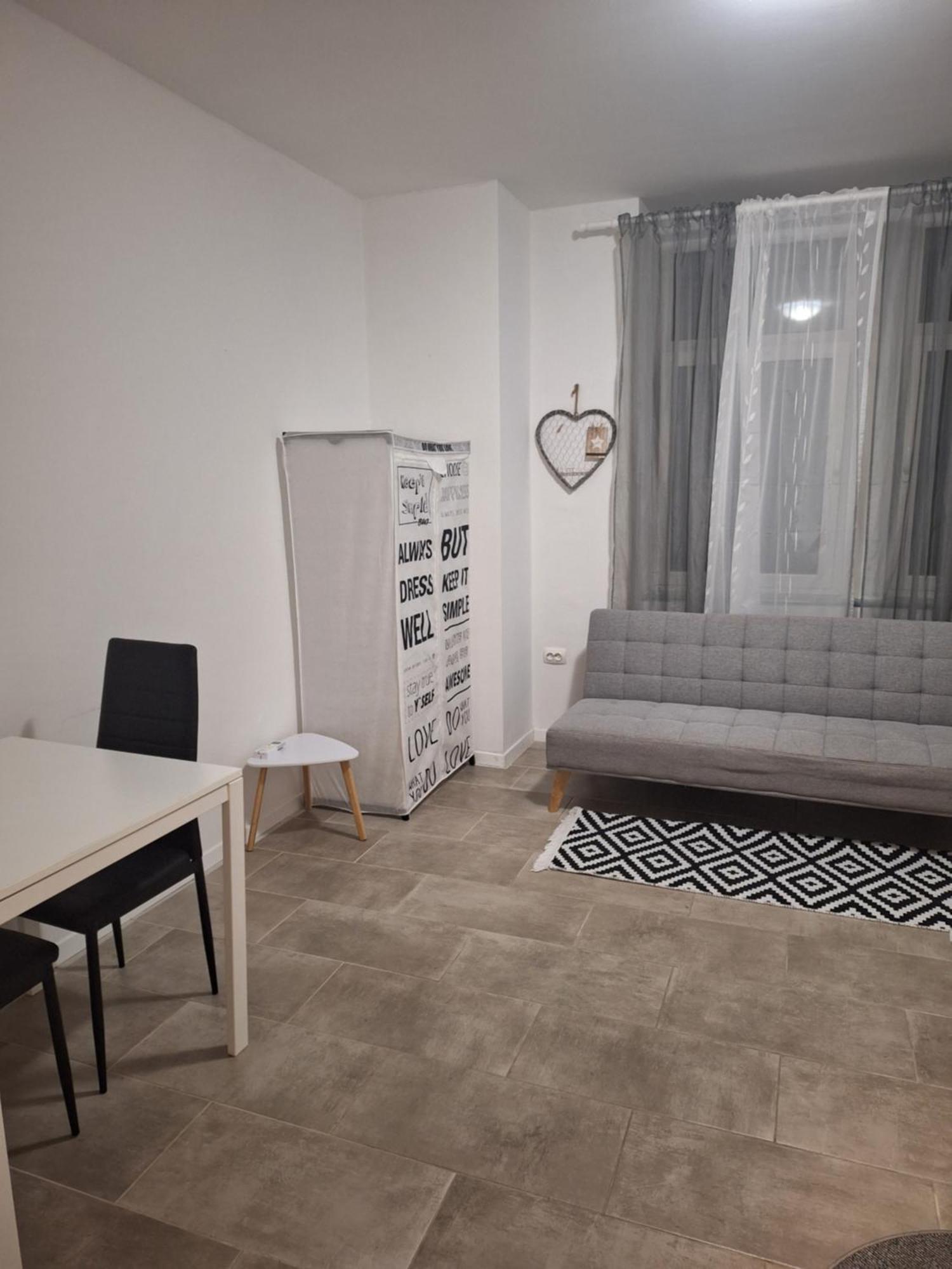 City Studio Rijeka Apartment Luaran gambar